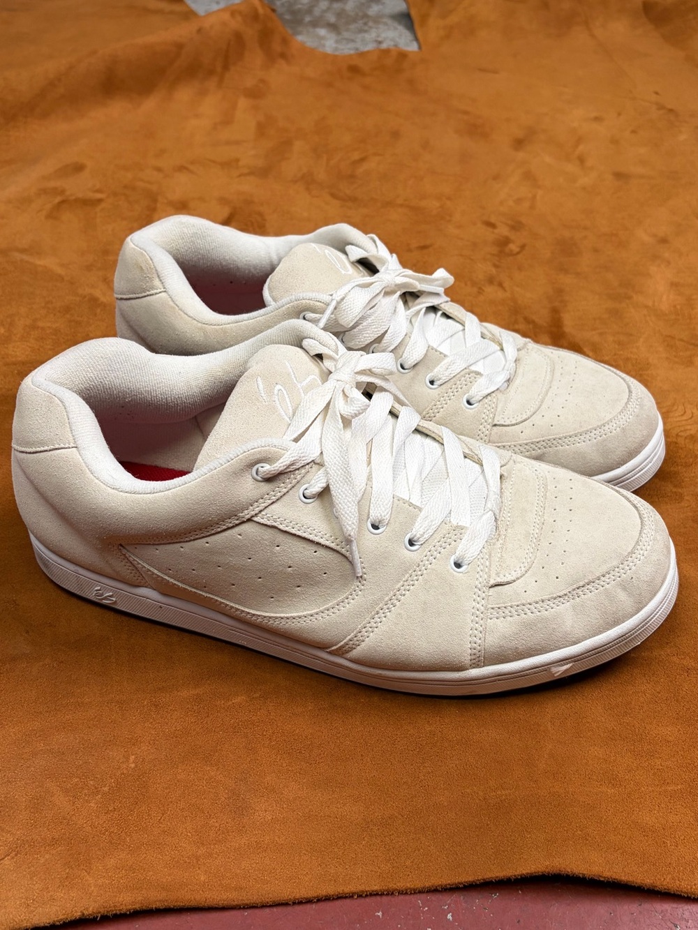 eS Mens Accel Og White Gum Shoes Size 15